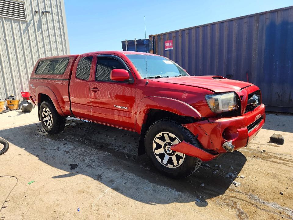 2011 Toyota Tacoma VIN 5TFUU4EN0BX009535 COPART salvage auction — FRONT END, WI - CERTIFICATE OF TITLE, sold $250 on 2026-07-27 (photo 4)