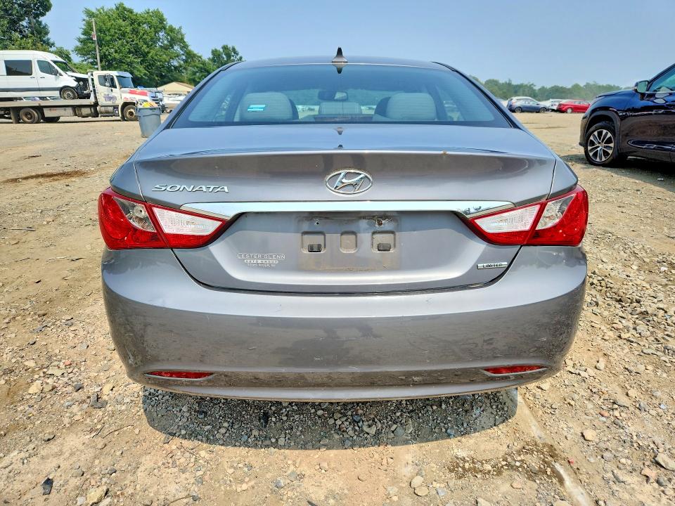 2011 Hyundai Sonata VIN 5NPEC4AC0BH123137 COPART salvage auction — WATER/FLOOD, Nj - Cert Of Title-Salvage Flood, sold $725 on 2026-07-22 (photo 6)