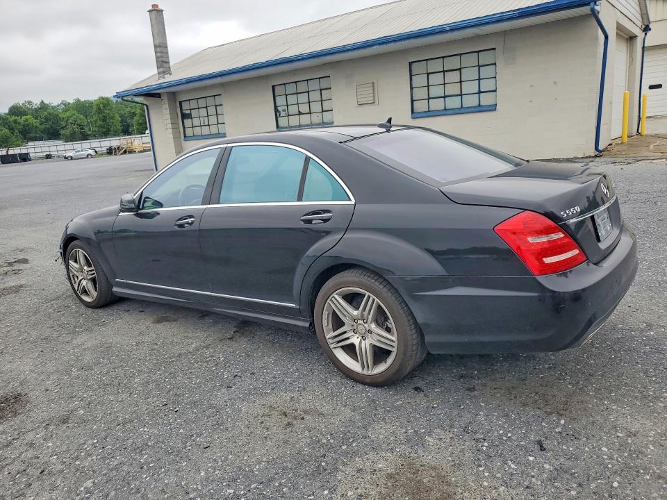 2013 Mercedes-benz S class VIN WDDNG7DB6DA520330 COPART salvage auction — FRONT END, VA - CERT OF TITLE-REBUILT, sold $5,400 on 2026-07-21 (photo 2)