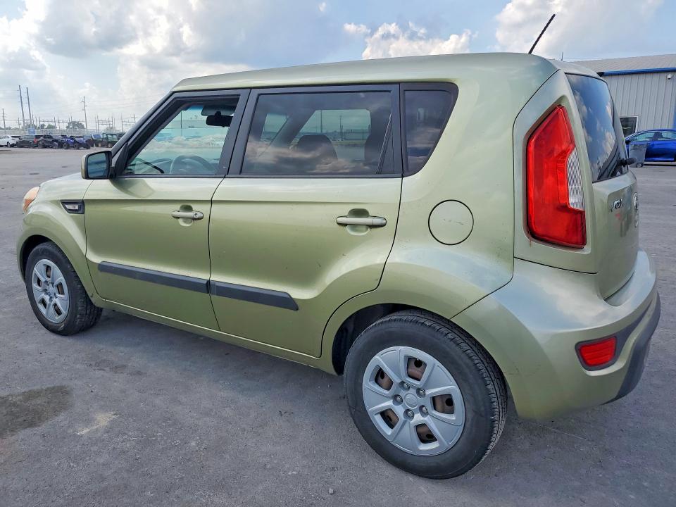 2013 Kia Soul VIN KNDJT2A53D7532924 COPART salvage auction — SIDE, Ok - Cert Of Title-Salvage, sold $2,000 on 2026-07-17 (photo 2)