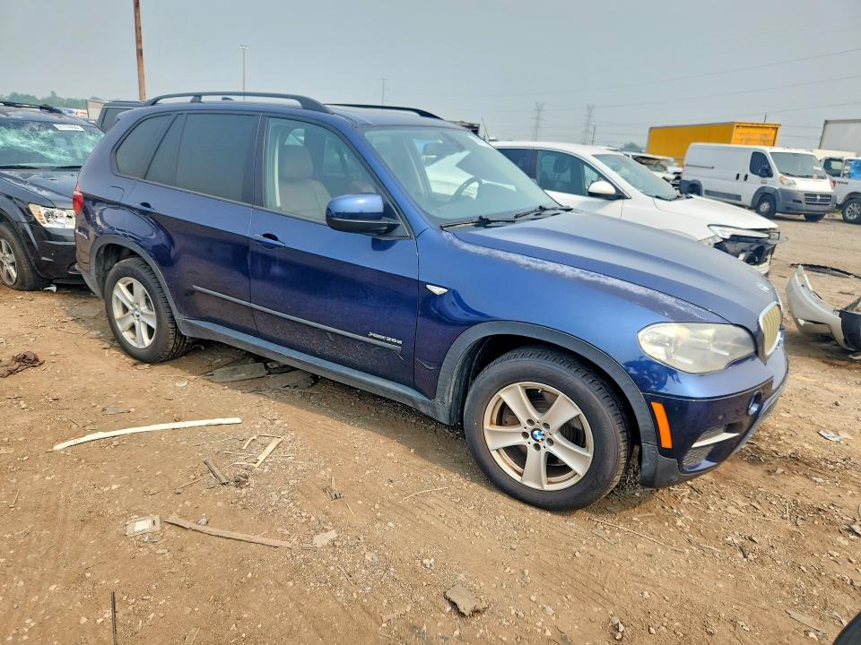 2012 BMW X5 VIN 5UXZW0C53CL667630 COPART salvage auction — MINOR DENT/SCRATCHES, MI - DEALER ONLY CLEAN TITLE, sold $1,150 on 2026-07-31 (photo 4)