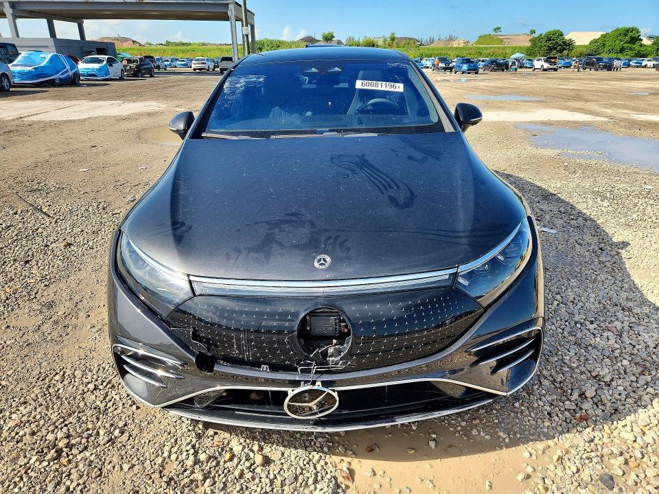 2023 Mercedes-benz VIN W1KCG2DB6PA031702 COPART salvage auction — SIDE, Fl - Certificate Of Title, sold $18,200 on 2026-07-28 (photo 5)