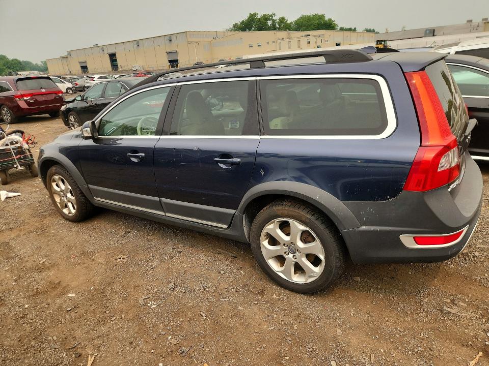2011 Volvo Xc70 VIN YV4902BZ5B1107621 COPART salvage auction — NORMAL WEAR, Ct - Certificate Of Title, sold $450 on 2026-07-28 (photo 2)