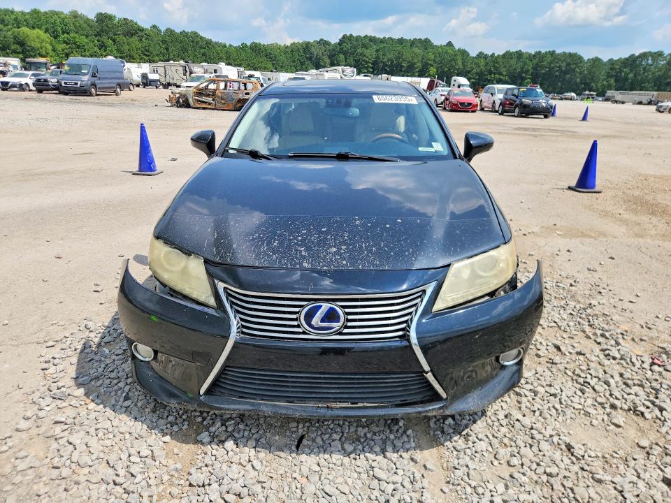 2013 Lexus ES VIN JTHBW1GG1D2007029 COPART salvage auction — FRONT END, Salvage Title, sold $15 on 2026-07-31 (photo 5)