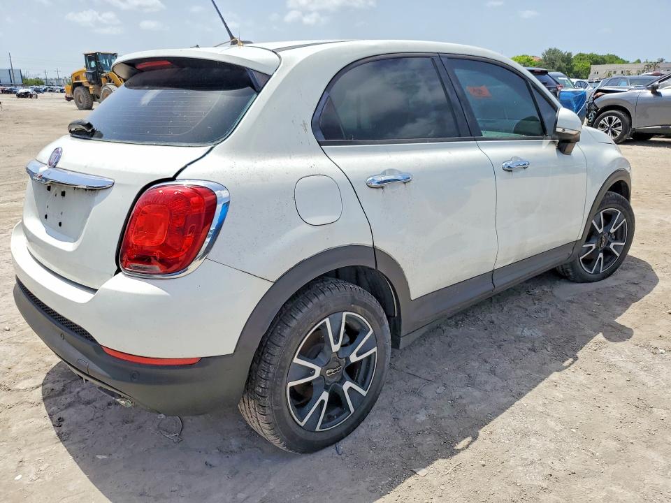 2017 Fiat 500 VIN ZFBCFXAB7HP545221 COPART salvage auction — SIDE, Fl - Cert Of Title Slvg Rebuildable, sold $275 on 2026-07-28 (photo 3)