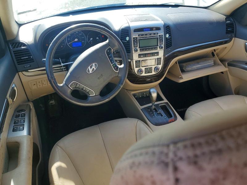 2012 Hyundai Santa fe VIN 5XYZKDAG2CG157564 COPART salvage auction — MINOR DENT/SCRATCHES, Ny - Dis/Dlr/Exp Clean Title, sold $750 on 2026-07-31 (photo 8)
