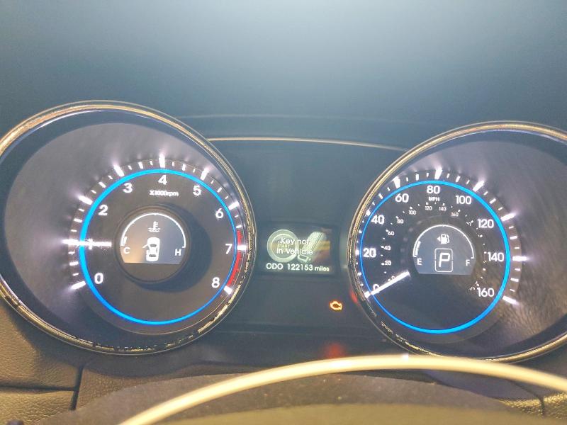 2013 Hyundai Sonata VIN 5NPEC4AB7DH801747 COPART salvage auction — MINOR DENT/SCRATCHES, SC - CERTIFICATE OF TITLE (P), sold $275 on 2026-07-28 (photo 9)