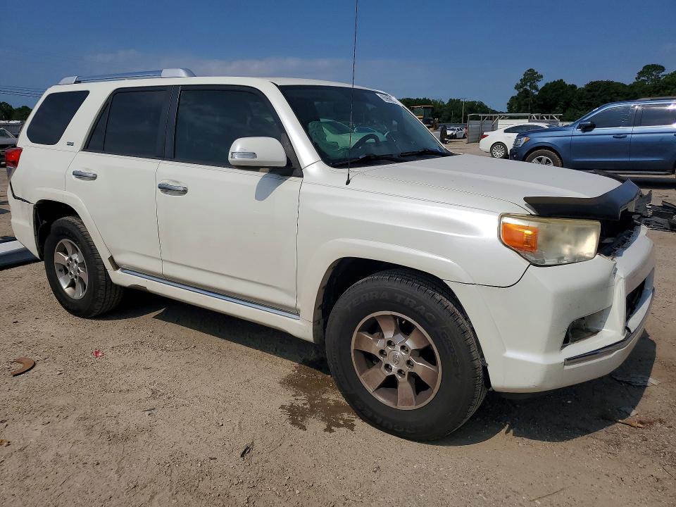2011 Toyota 4runner VIN JTEZU5JR6B5029977 COPART salvage auction — REAR END, Fl - Cert Of Title Slvg Rebuildable, sold $1,600 on 2026-07-30 (photo 4)