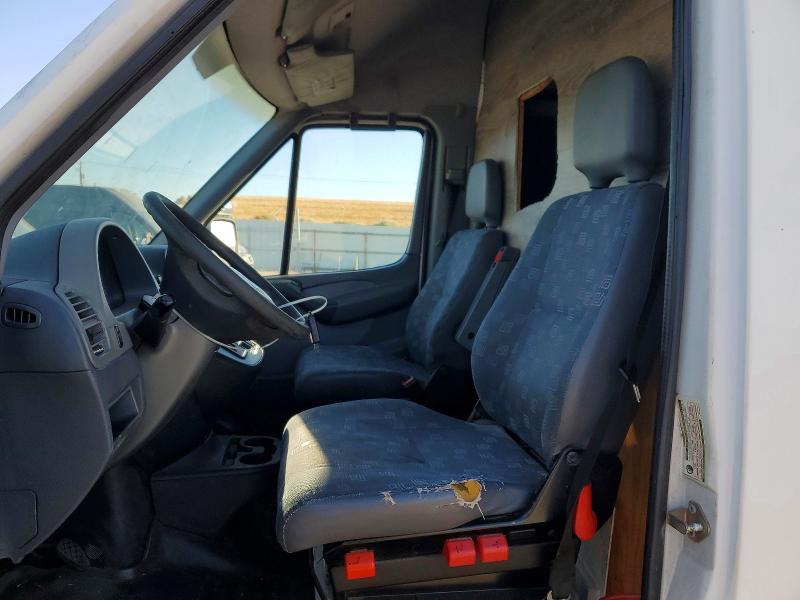 2006 Dodge Sprinter VIN WD0PD644465938508 COPART salvage auction — FRONT END, CA - DIS/DLR/EXP ONLY CLEAN TITLE, sold $1,300 on 2026-07-28 (photo 7)