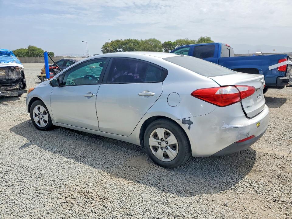 2014 Kia Forte VIN KNAFK4A69E5175093 COPART salvage auction — FRONT END, Ca - Dis/Dlr/Exp Only Clean Title, sold $875 on 2026-07-31 (photo 2)