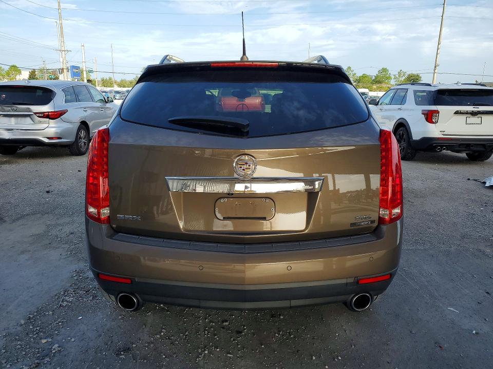 2014 Cadillac Srx VIN 3GYFNBE37ES647676 COPART salvage auction — SIDE, Fl - Cert Of Title Slvg Rebuildable, sold $2,150 on 2026-07-31 (photo 6)