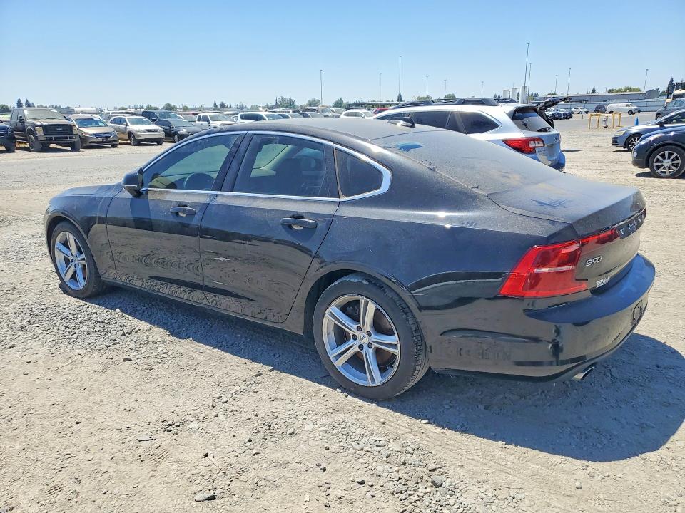 2017 Volvo S90 VIN YV1102AK8H1007231 COPART salvage auction — MINOR DENT/SCRATCHES, Salvage Title, sold $3,975 on 2026-08-13 (photo 2)