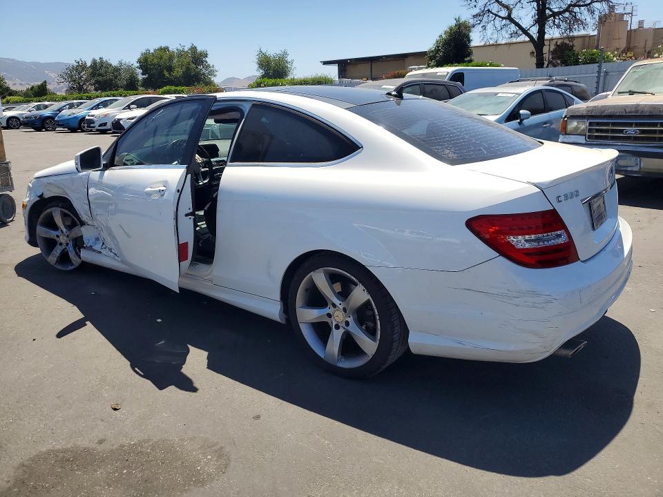 2014 Mercedes-benz C-klasse VIN WDDGJ5HB8EG274940 COPART salvage auction — SIDE, Ca - Salvage Certificate, sold $775 on 2026-07-16 (photo 2)