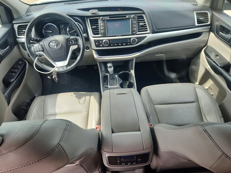 2014 Toyota Highlander VIN 5TDJKRFH3ES046653 COPART salvage auction — FRONT END, MA - CERT OF TITLE-RECONSTRCTD COLL, sold $300 on 2026-07-29 (photo 8)