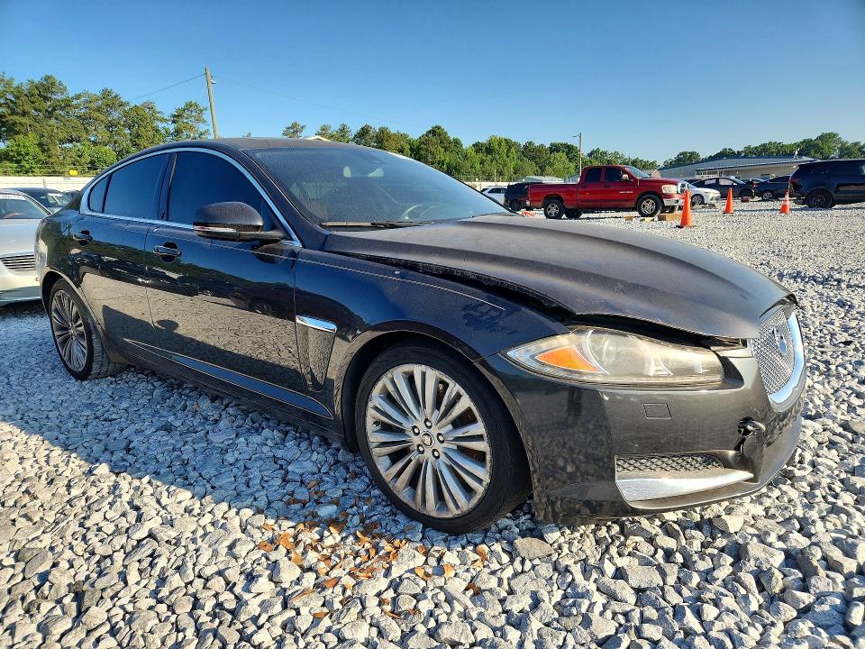 2012 Jaguar Xf VIN SAJWA0HB3CLS54075 COPART salvage auction — HAIL, Ga - Certificate Of Title, sold $400 on 2026-07-21 (photo 4)