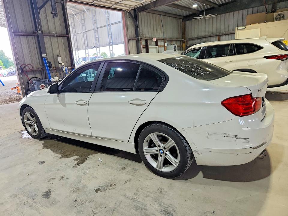 2015 BMW 3 series VIN WBA3A5C53FF609391 COPART salvage auction — MECHANICAL, VA - CERTIFICATE OF TITLE, sold $225 on 2026-07-20 (photo 2)