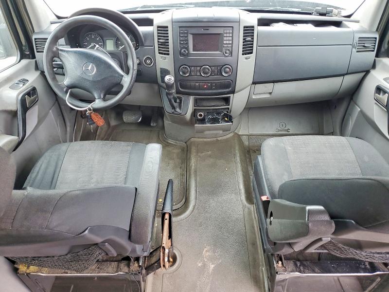 2014 Mercedes-benz Sprinter VIN WDZPE8CC2E5940377 COPART salvage auction — FRONT END, Nj - Cert Of Title-Salvage, sold $1,550 on 2026-08-14 (photo 8)