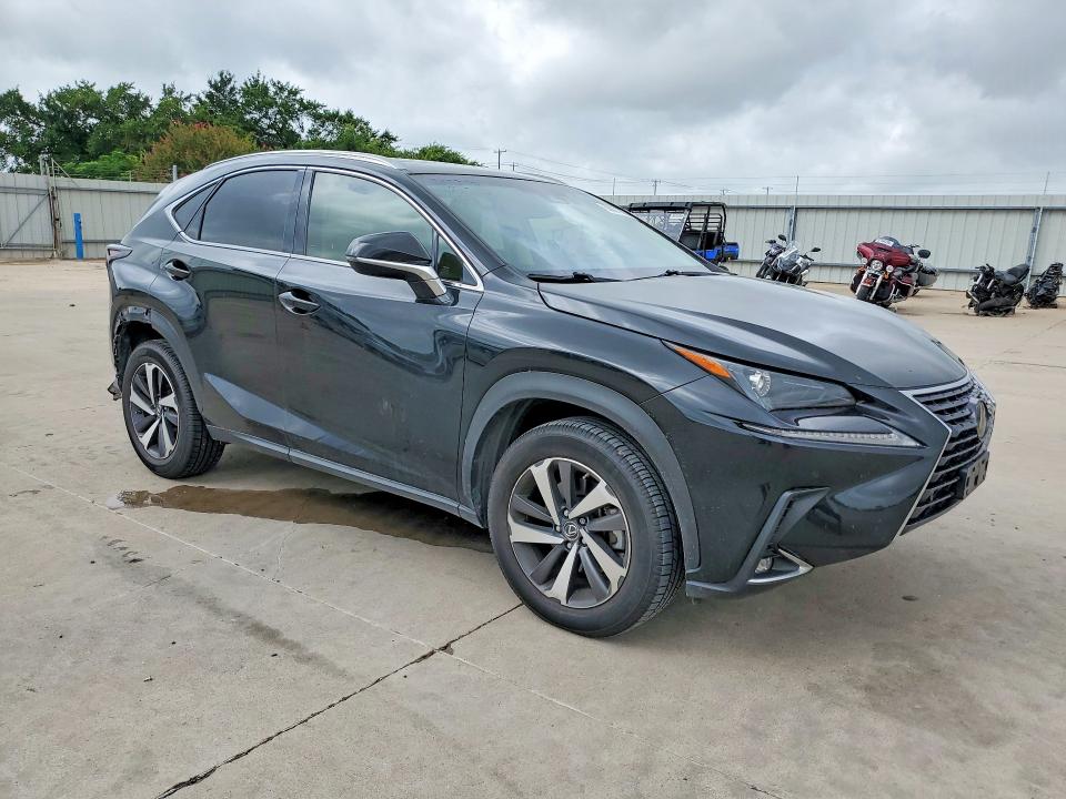 2018 Lexus Nx VIN JTJYARBZ6J2097627 COPART salvage auction — REAR END, Tx - Salvage Vehicle Title, sold $10,100 on 2026-07-30 (photo 4)