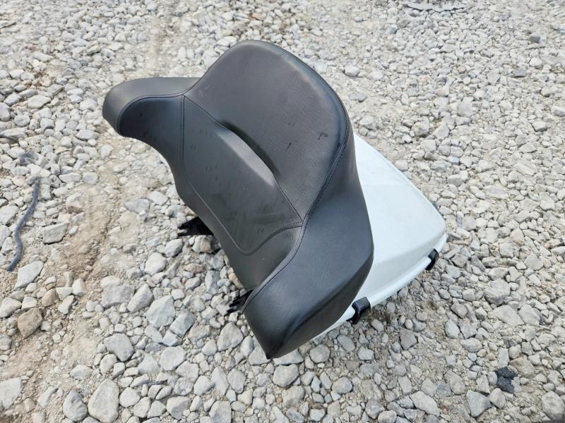 2025 Harley-davidson Fl VIN 1HD1KB712SB630746 COPART salvage auction — FRONT END, Salvage Title, sold $10,200 on 2026-09-10 (photo 9)