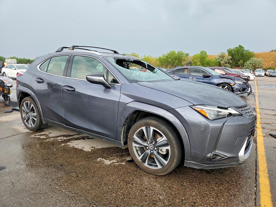 2025 Lexus Ux VIN JTHUCJDH9S2001488 COPART salvage auction — FRONT END, Co - Public - Salvage Title, sold $17,300 on 2026-08-24 (photo 4)