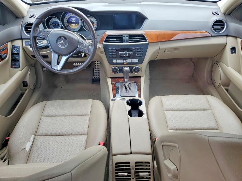 2012 Mercedes-benz C-klasse VIN WDDGF8BB7CR225970 COPART salvage auction — WATER/FLOOD, PA - CERT OF SALVAGE-W=FLOOD VEH, sold $600 on 2026-07-23 (photo 8)