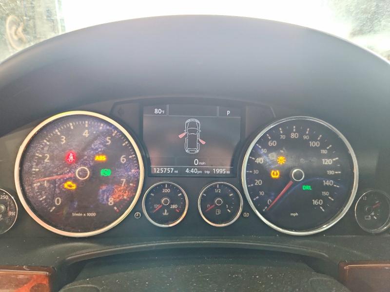 2009 Volkswagen Touareg VIN WVGBE77LX9D032331 COPART salvage auction — FRONT END, PA - CERTIFICATE OF SALVAGE, sold $375 on 2026-07-17 (photo 9)