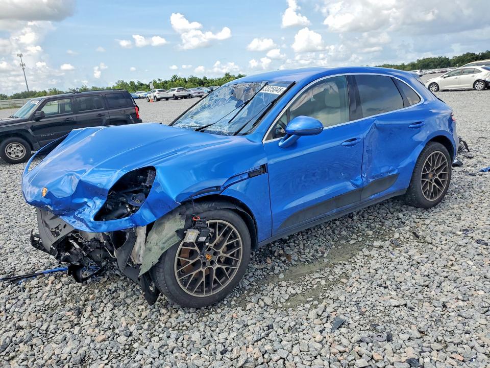 2017 Porsche Macan VIN WP1AB2A56HLB10810 COPART salvage auction — FRONT END, Fl - Cert Of Title Slvg Rebuildable, sold $2,300 on 2026-08-11 (photo 1)