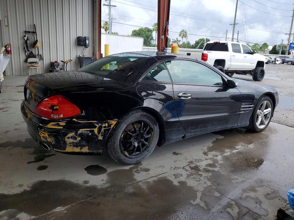 2005 Mercedes-benz Sl-klasse VIN WDBSK75F35F106325 COPART salvage auction — REAR END, Fl - Cert Of Title Slvg Rebuildable, sold $4,300 on 2026-08-07 (photo 3)