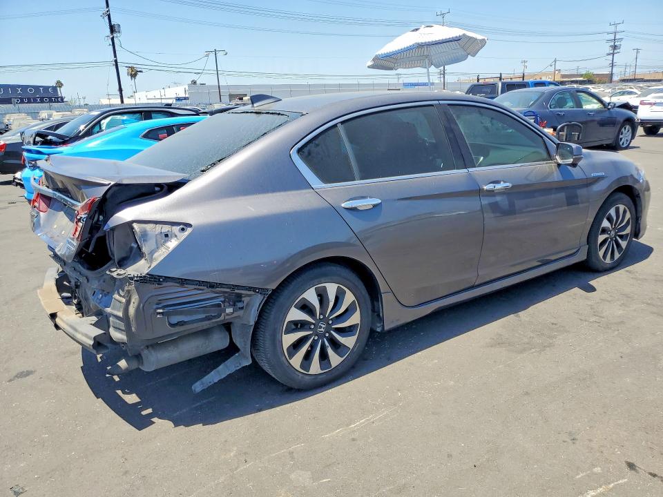 2017 Honda Accord VIN JHMCR6F74HC002711 COPART salvage auction — REAR END, Ca - Salvage Certificate, sold $4,300 on 2026-07-27 (photo 3)
