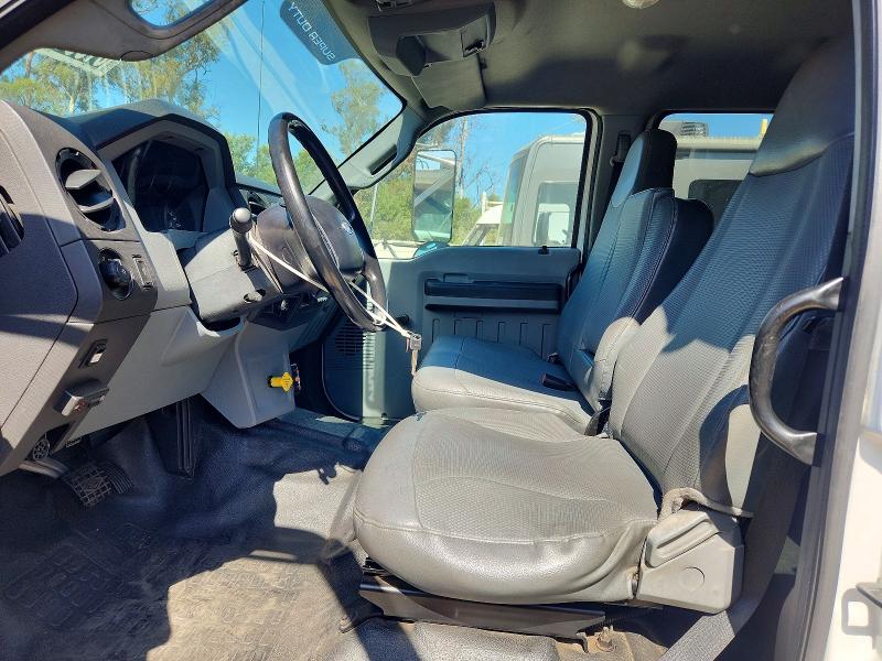 2013 Ford F-650 VIN 3FRWW6FC6DV498878 COPART salvage auction — MINOR DENT/SCRATCHES, CA - CERTIFICATE OF TITLE, sold $11,200 on 2026-08-04 (photo 7)