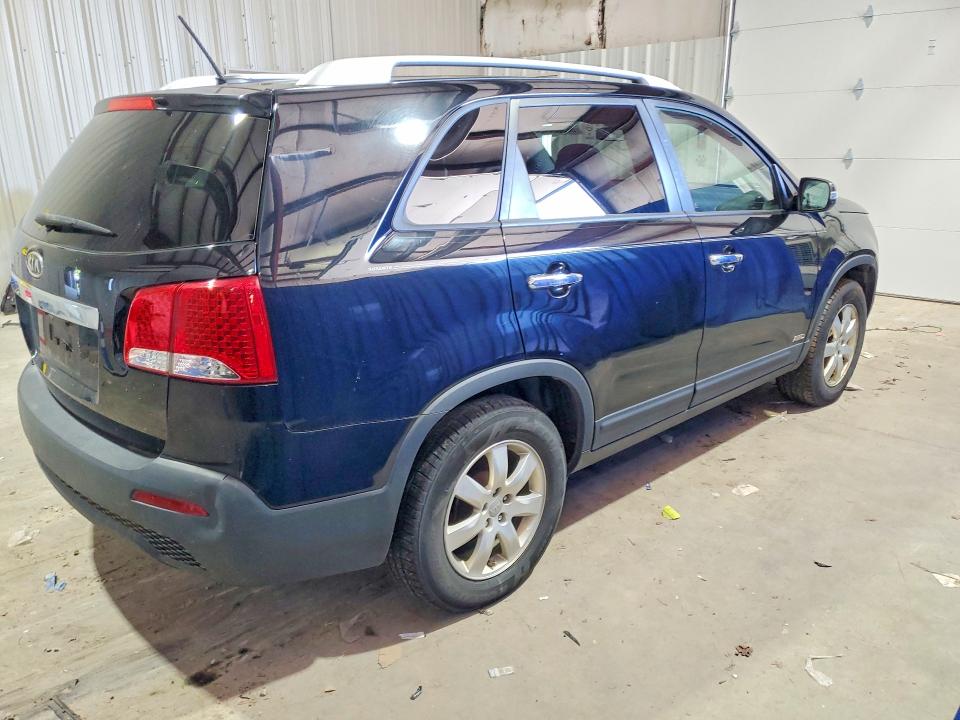 2013 Kia Sorento VIN 5XYKTDA23DG315897 COPART salvage auction — MECHANICAL, Wv - Certificate Of Title, sold $600 on 2026-07-30 (photo 3)
