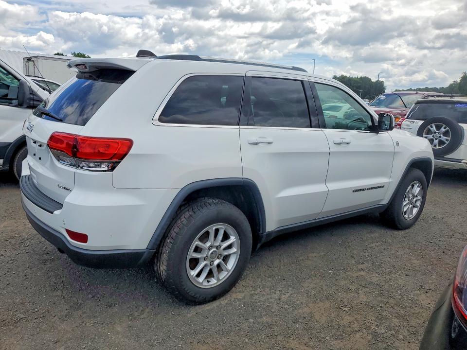 2019 Jeep Grand cherokee VIN 1C4RJFAG6KC813928 COPART salvage auction — MINOR DENT/SCRATCHES, Salvage Title, sold $6,000 on 2026-07-24 (photo 3)