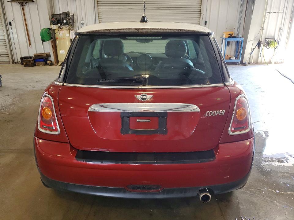 2009 Mini Cooper VIN WMWMF33519TU70314 COPART salvage auction — FRONT END, Mn - Certificate Of Title, sold $70 on 2026-07-20 (photo 6)