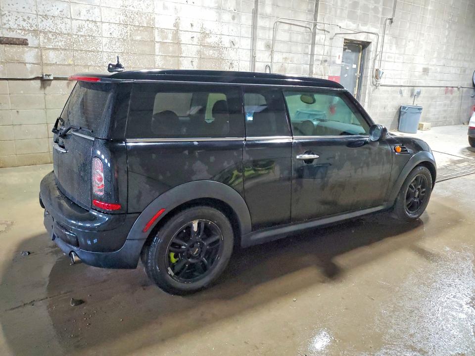 2012 Mini Cooper Clubman VIN WMWZF3C51CT488776 COPART salvage auction — MINOR DENT/SCRATCHES, Mn - Certificate Of Title, sold $1,600 on 2026-09-08 (photo 3)