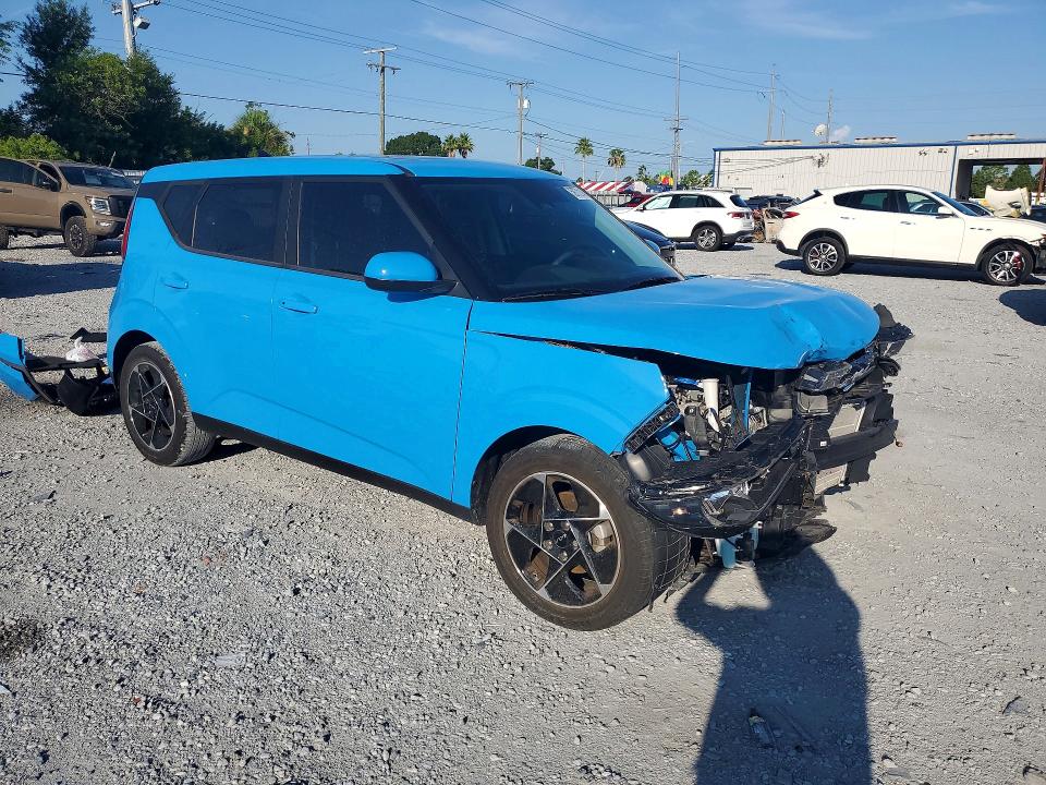 2024 Kia Soul VIN KNDJ33AUXR7225125 COPART salvage auction — FRONT END, Fl - Certificate Of Destruction, sold $3,500 on 2026-07-17 (photo 4)