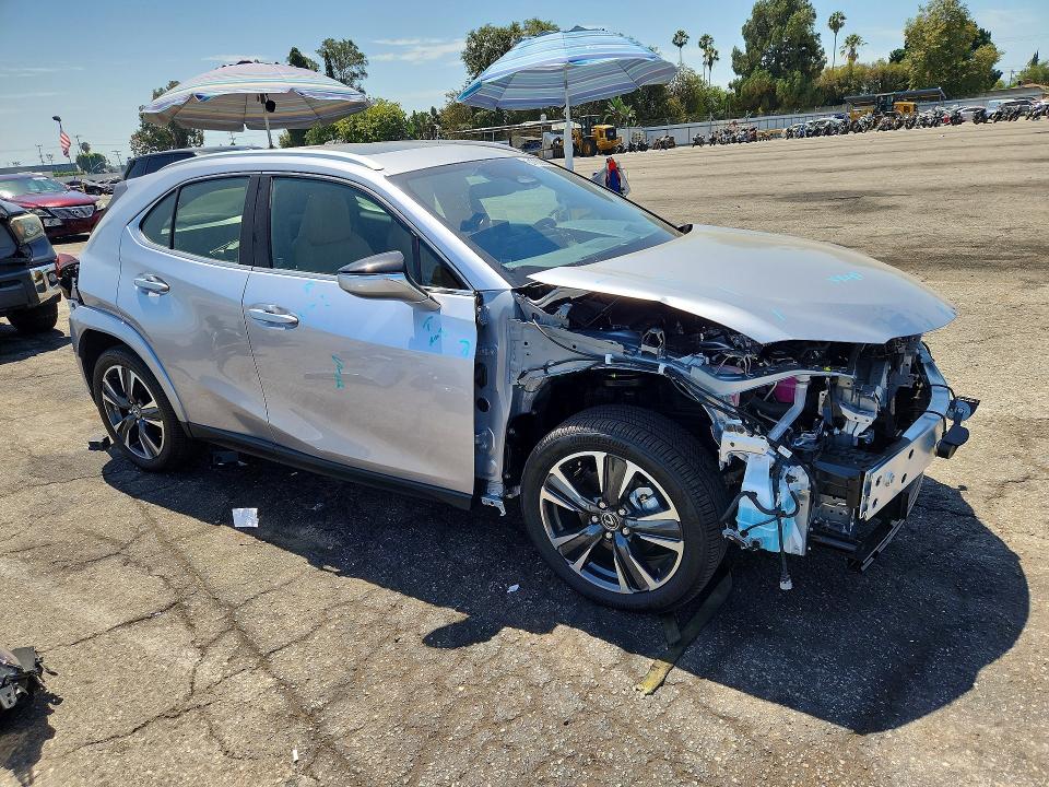 2026 Lexus Ux VIN JTHYBJAH5T2044980 COPART salvage auction — FRONT END, Ca - Salvage Certificate, sold $16,600 on 2026-09-08 (photo 4)