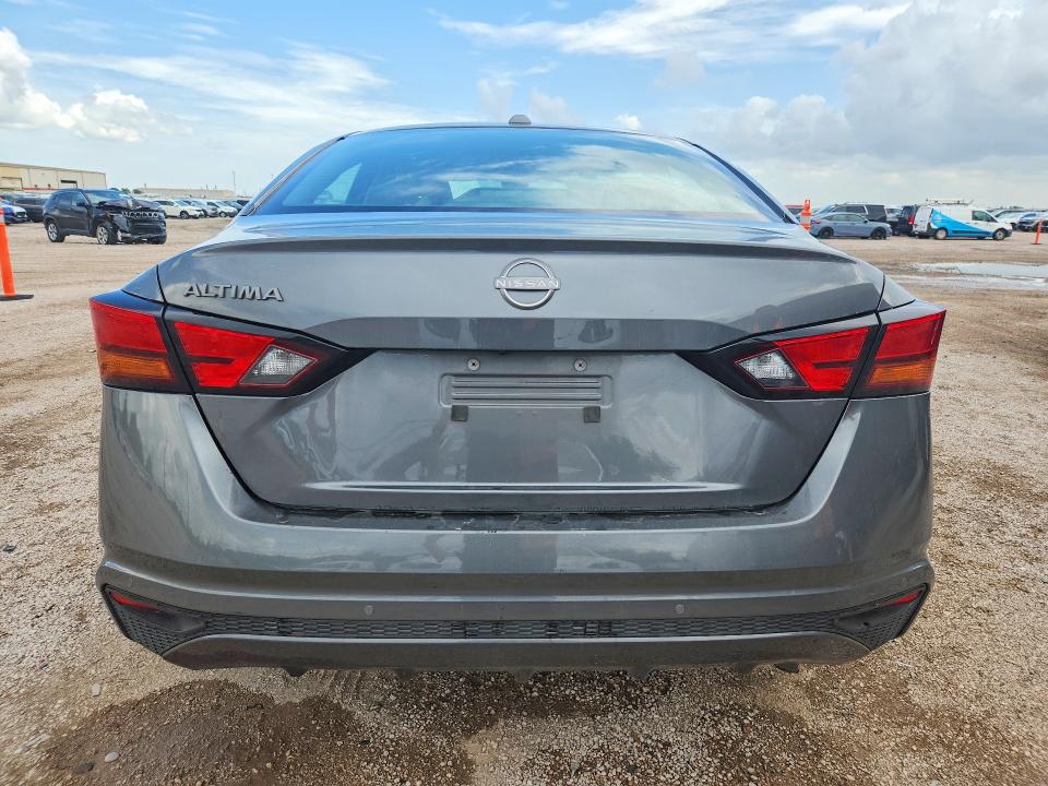 2025 Nissan Altima VIN 1N4BL4DV1SN321098 COPART salvage auction — VANDALISM, Fl - Certificate Of Title, sold $8,400 on 2026-07-27 (photo 6)