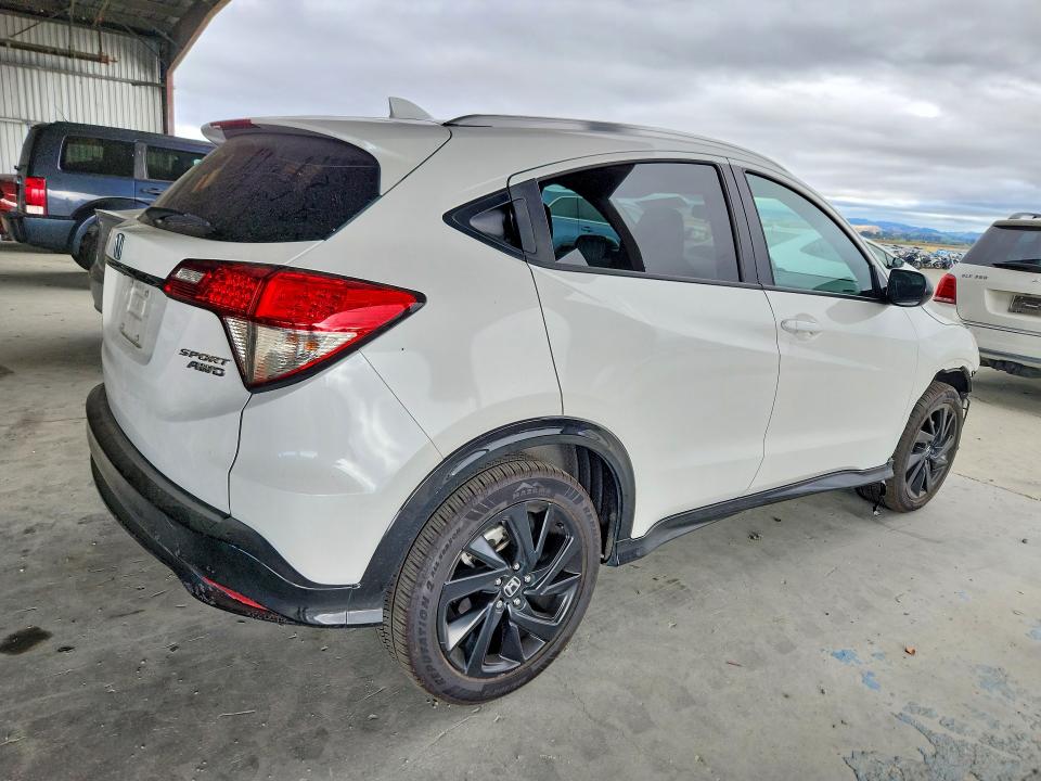 2021 Honda Hr-v VIN 3CZRU6H18MM732238 COPART salvage auction — FRONT END, CA - SALVAGE CERTIFICATE, sold $7,100 on 2026-08-24 (photo 3)