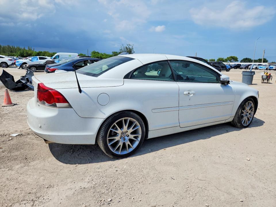 2009 Volvo C70 VIN YV1MC67239J075716 COPART salvage auction — MINOR DENT/SCRATCHES, Fl - Certificate Of Title, sold $400 on 2026-07-29 (photo 3)