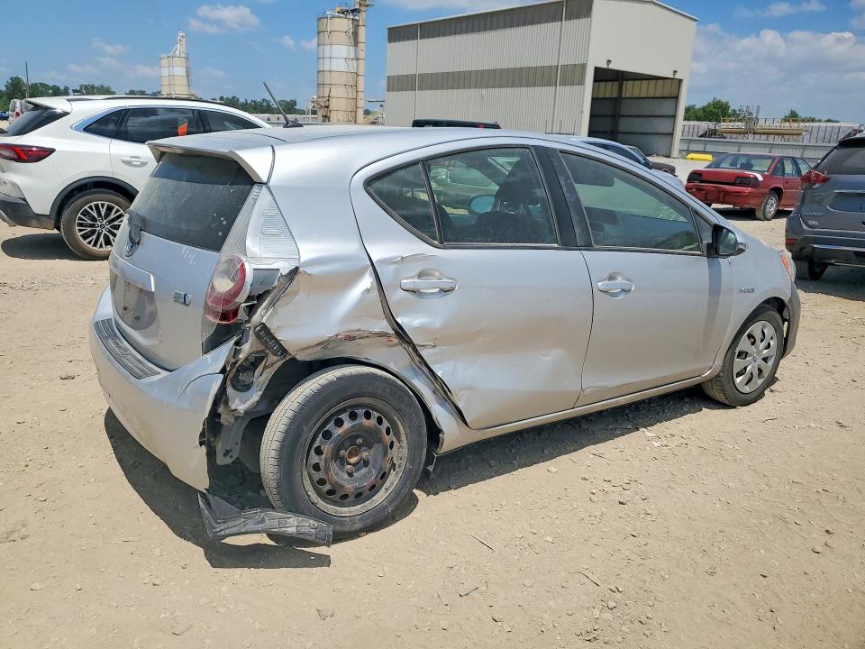 2013 Toyota Prius VIN JTDKDTB32D1533246 COPART salvage auction — REAR END, Ks - Dealer Only Clean Title, sold $775 on 2026-07-28 (photo 3)