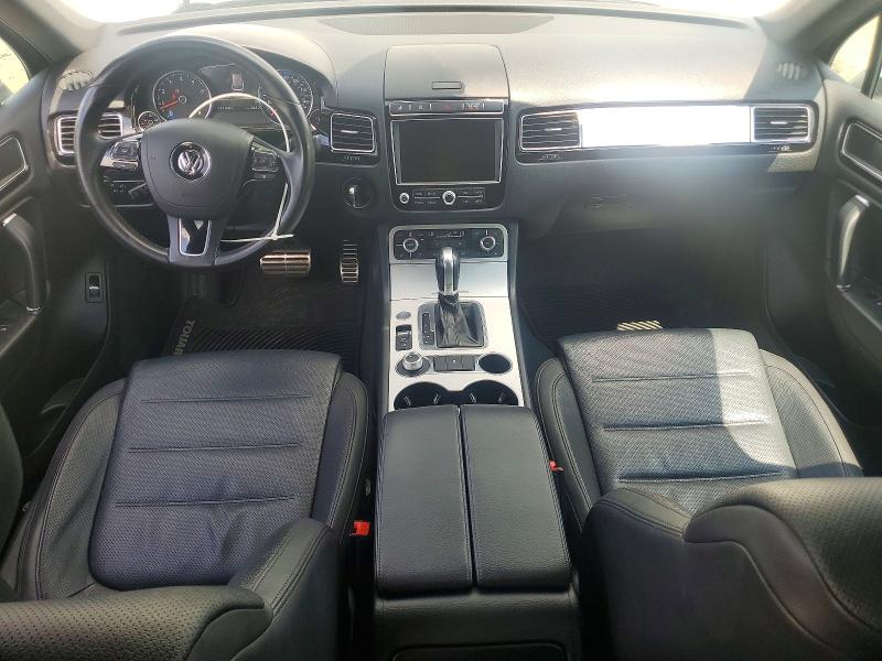2017 Volkswagen Touareg VIN WVGRF7BP4HD004299 COPART salvage auction — FRONT END, Ct - Cert Of Title-Salvage, sold $2,200 on 2026-08-17 (photo 8)