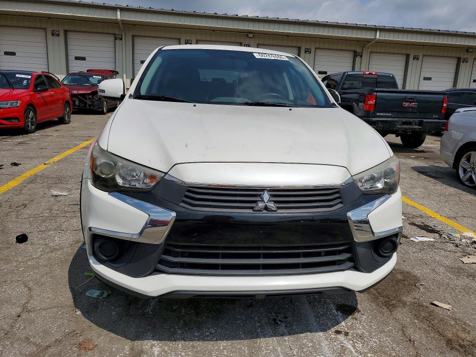 2016 Mitsubishi VIN JA4AR3AW5GZ034885 COPART salvage auction — MINOR DENT/SCRATCHES, Ky - Certificate Of Title (P), sold $3,150 on 2026-07-27 (photo 5)