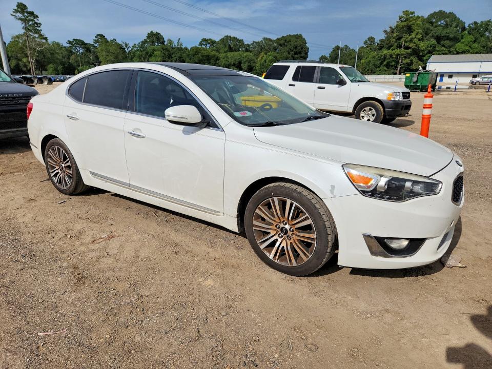 2015 Kia Cadenza VIN KNALN4D73F5185473 COPART salvage auction — MINOR DENT/SCRATCHES, LA - CERTIFICATE OF TITLE (P), sold $2,750 on 2026-07-31 (photo 4)