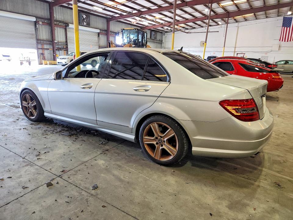 2011 Mercedes-benz C class VIN WDDGF8BB4BR140485 COPART salvage auction — WATER/FLOOD, FL - CERT OF TITLE-SLVG REBLD FLOOD, sold $525 on 2026-07-13 (photo 2)