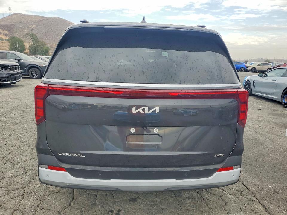 2025 Kia Carnival VIN KNDNC5KA9S6038438 COPART salvage auction — FRONT END, Salvage Title, sold $14,300 on 2026-07-23 (photo 6)