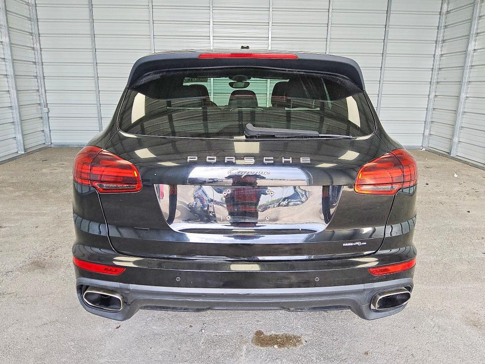 2016 Porsche Cayenne VIN WP1AA2A20GLA09219 COPART salvage auction — MINOR DENT/SCRATCHES, FL - CERTIFICATE OF TITLE, sold $7,700 on 2026-07-28 (photo 6)