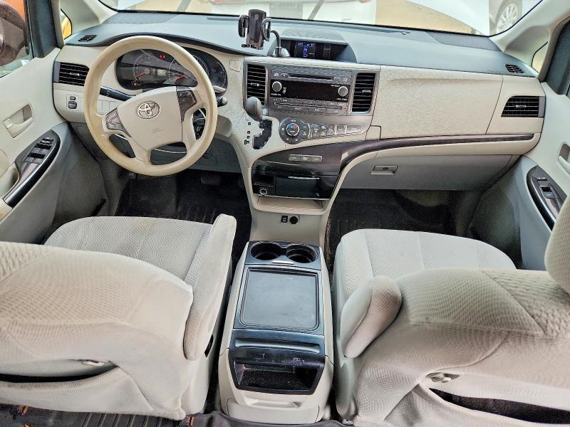 2014 Toyota Sienna VIN 5TDKK3DCXES425089 COPART salvage auction — MINOR DENT/SCRATCHES, Il - Certificate Of Title, sold $2,200 on 2026-07-27 (photo 8)