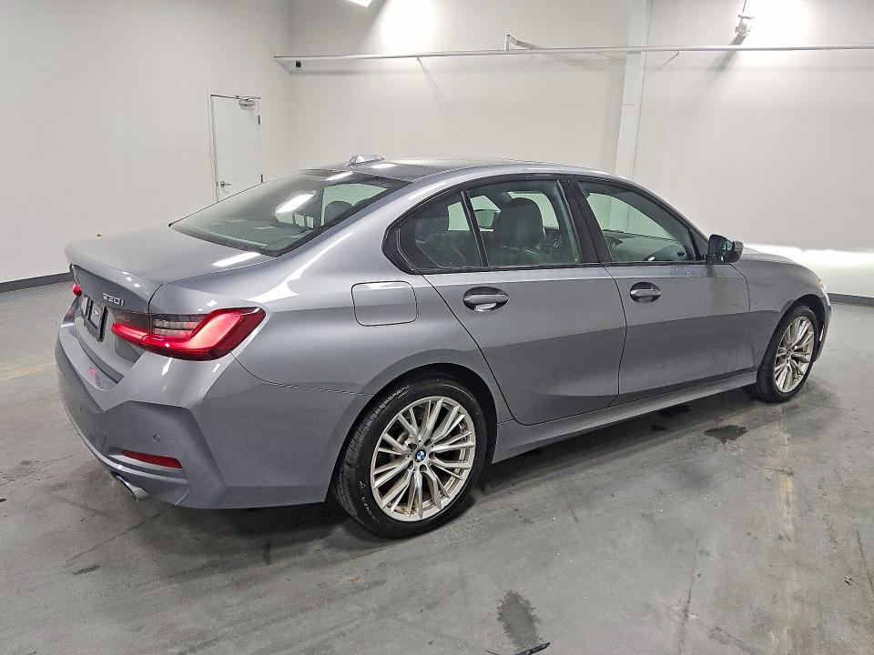 2023 BMW 3 series VIN 3MW89FF04P8D08613 COPART salvage auction — NORMAL WEAR, RI - CERTIFICATE OF TITLE, sold $18,400 on 2026-07-23 (photo 3)