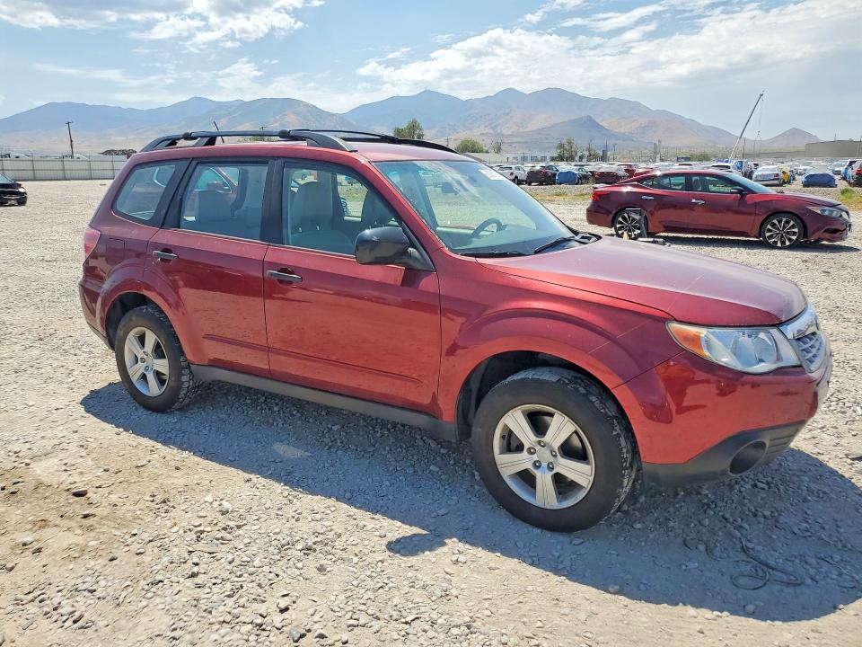 2013 Subaru Forester VIN JF2SHABC9DH444923 COPART salvage auction — MINOR DENT/SCRATCHES, Ut - Certificate Of Title, sold $1,550 on 2026-07-24 (photo 4)