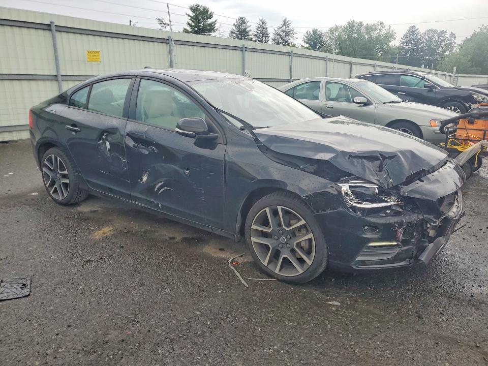 2017 Volvo S60 VIN YV140MTLXH2437089 COPART salvage auction — FRONT END, Pa - Certificate Of Salvage, sold $150 on 2026-08-07 (photo 4)